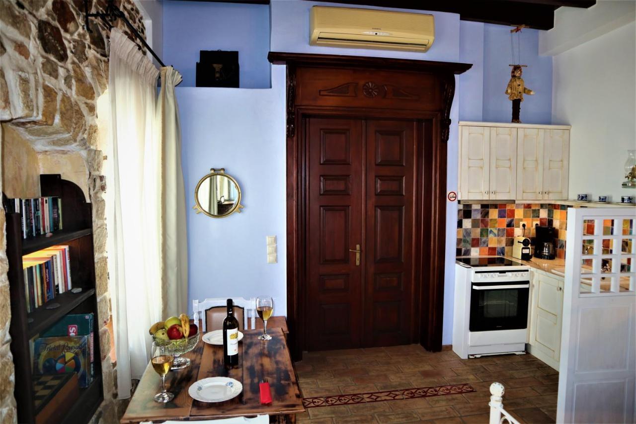 Saint George Valsamitis Superior Apartment Katapola Exterior photo